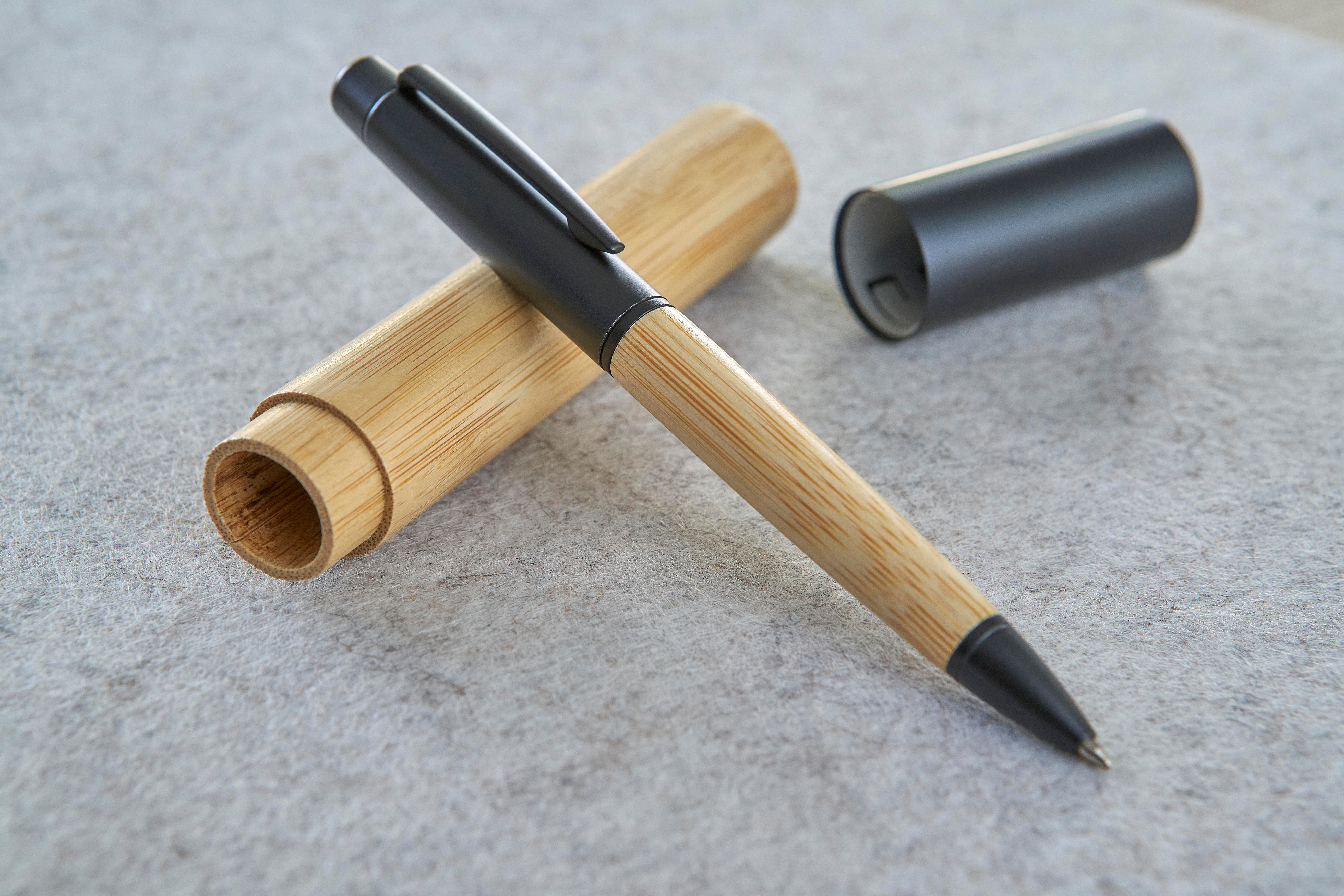 Bolígrafo giratorio de acero inox. y bambú Anke