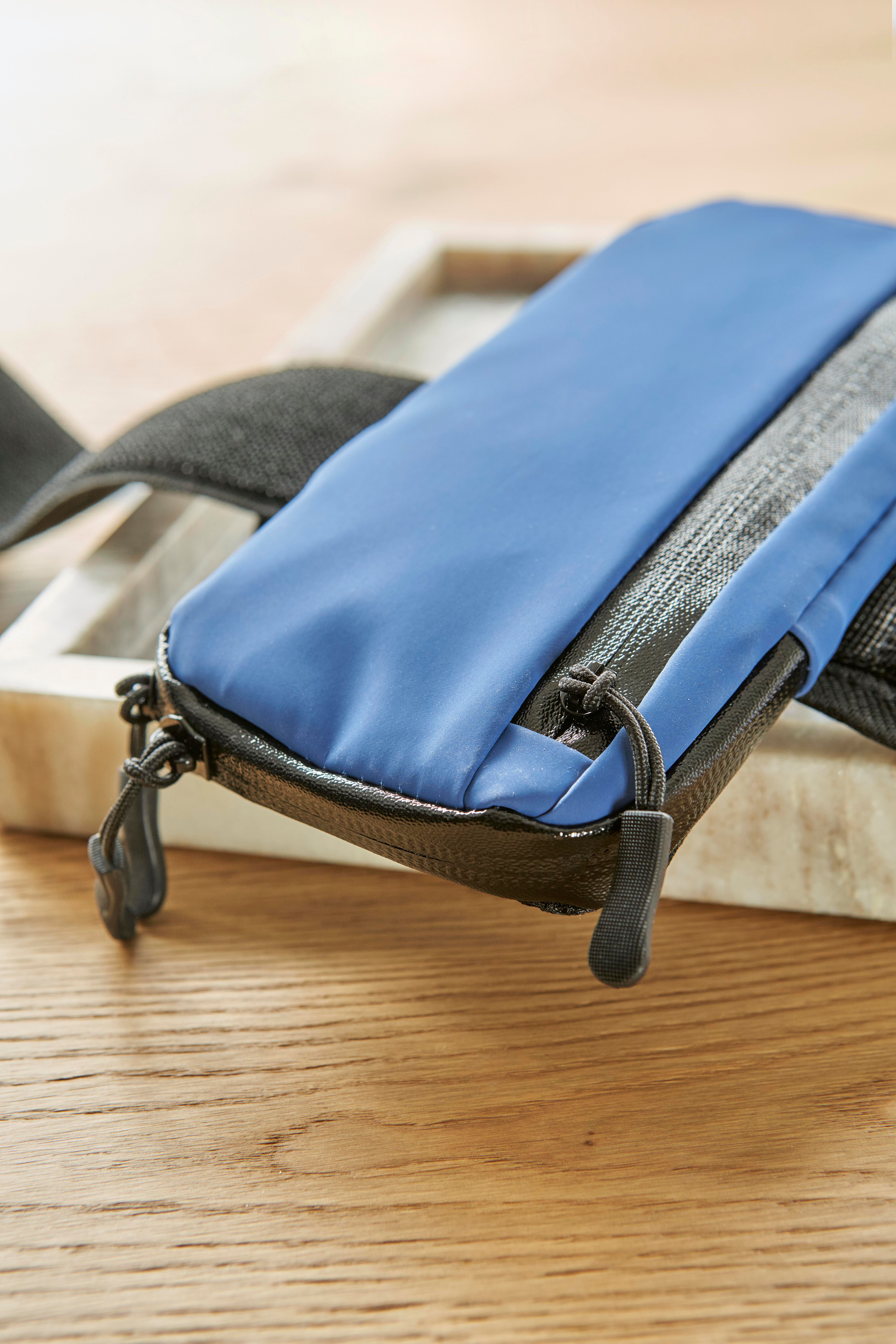 Bolsa deportiva de poliéster y PU Christel