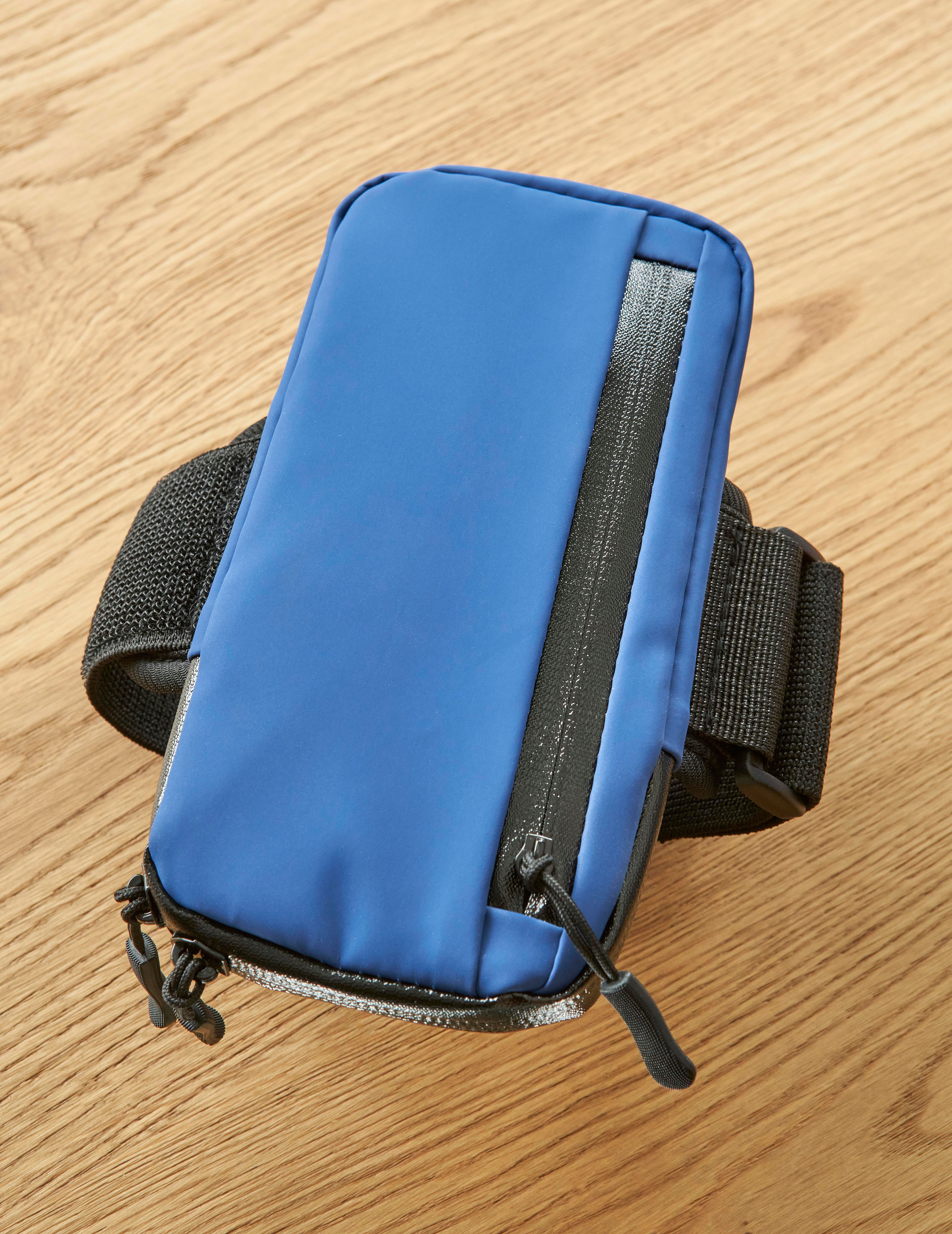 Bolsa deportiva de poliéster y PU Christel