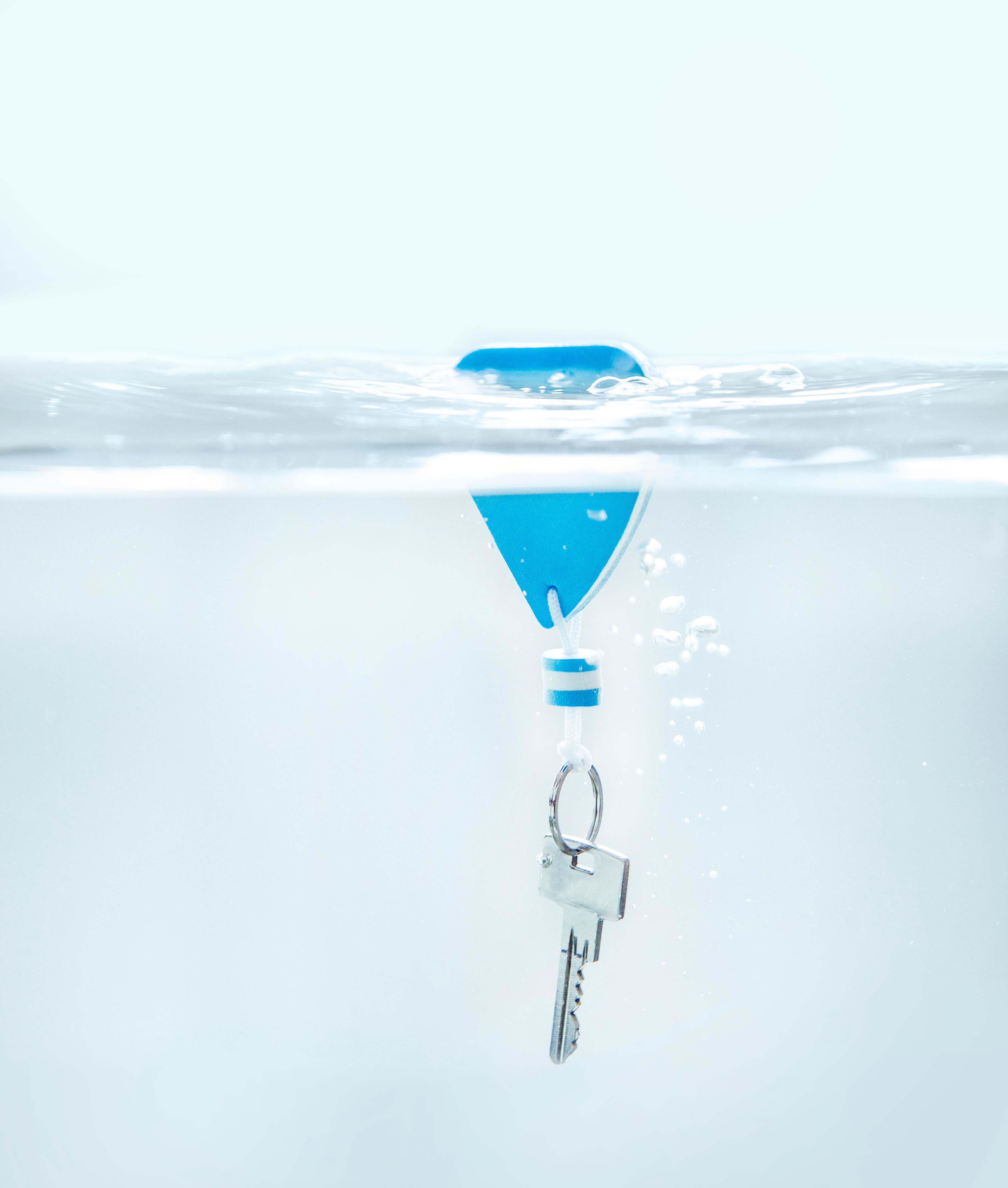 Llavero flotante de EVA Cyrus