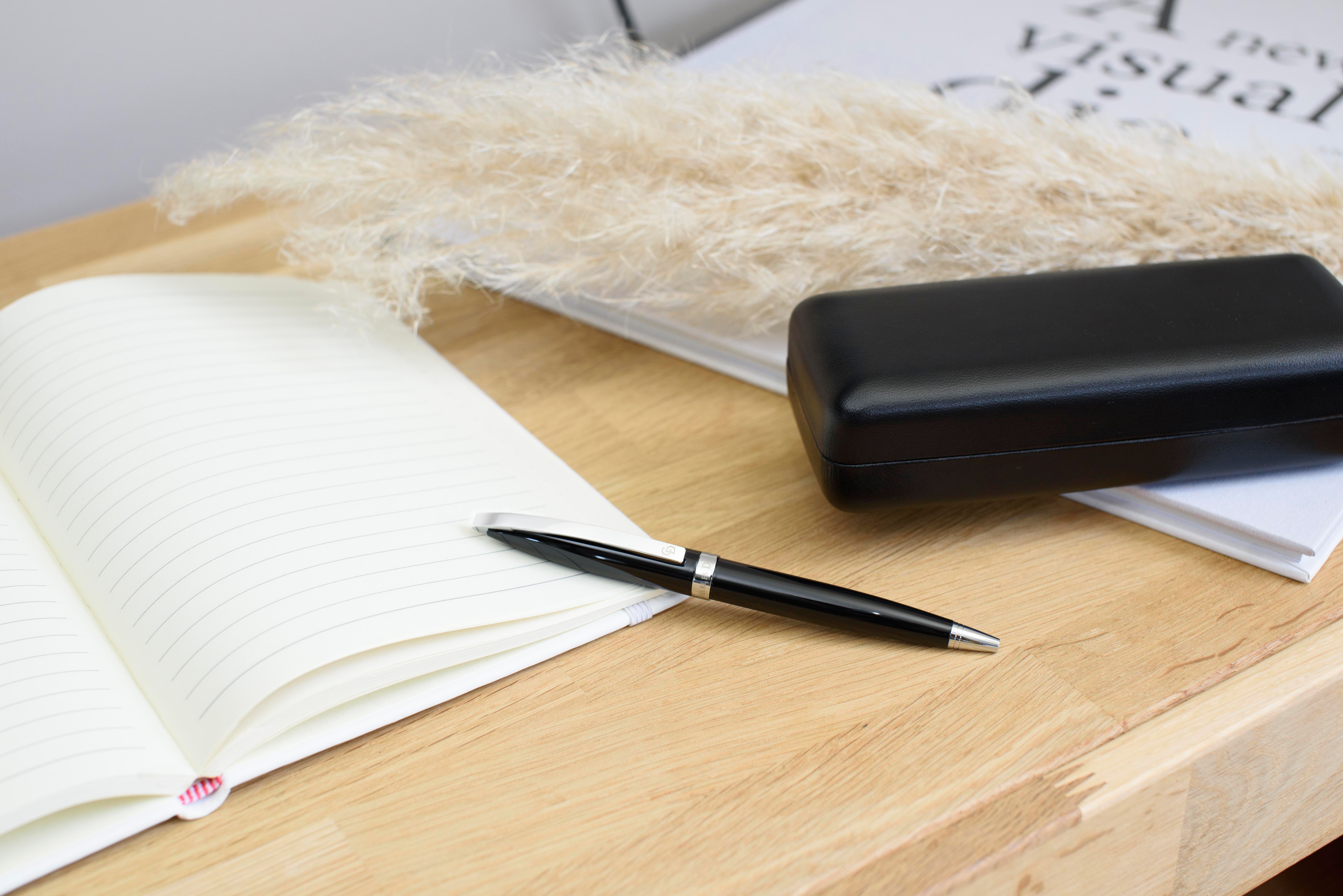 Bolígrafo Charles Dickens® de metal Jemma