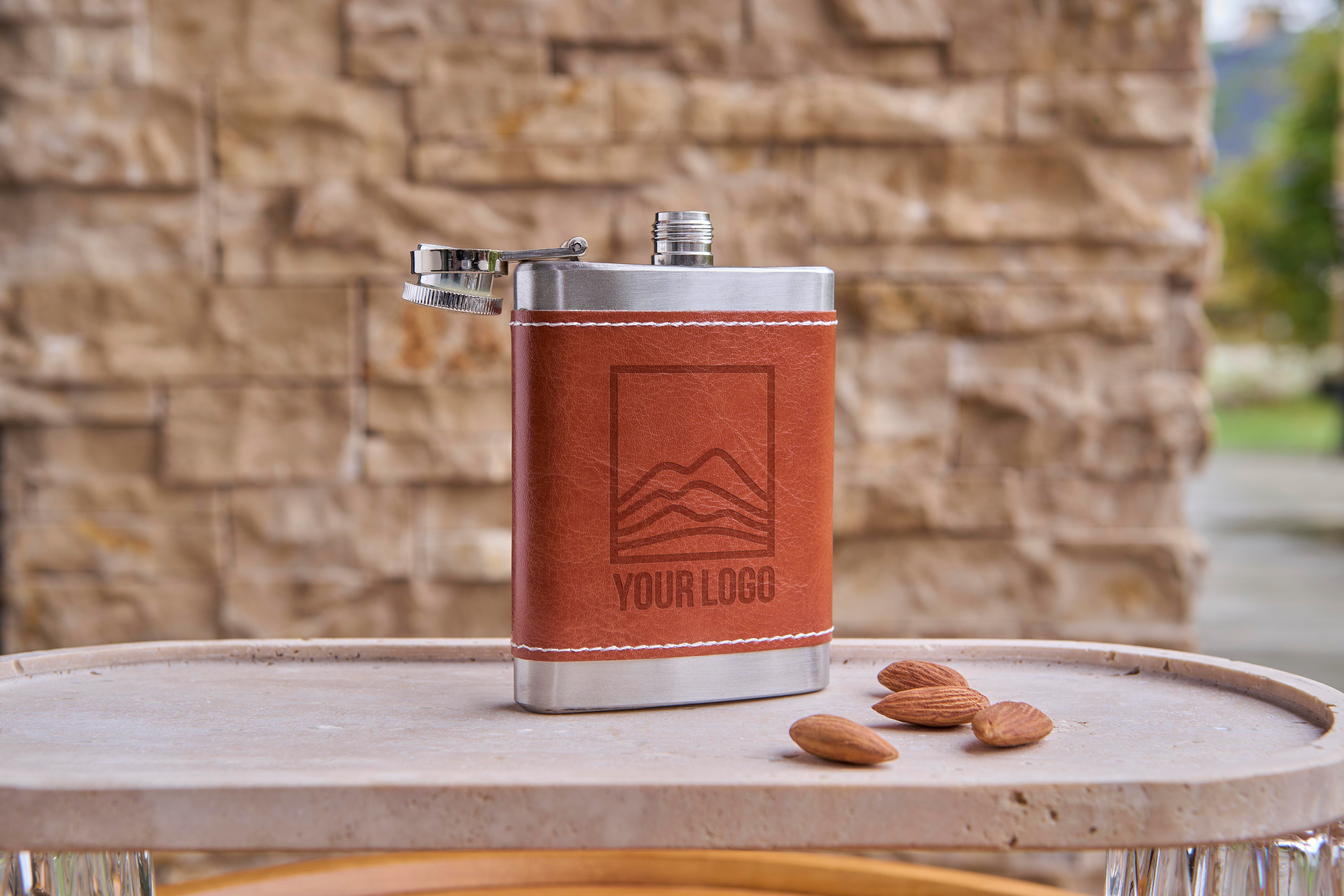 Petaca de acero inox. Cedric