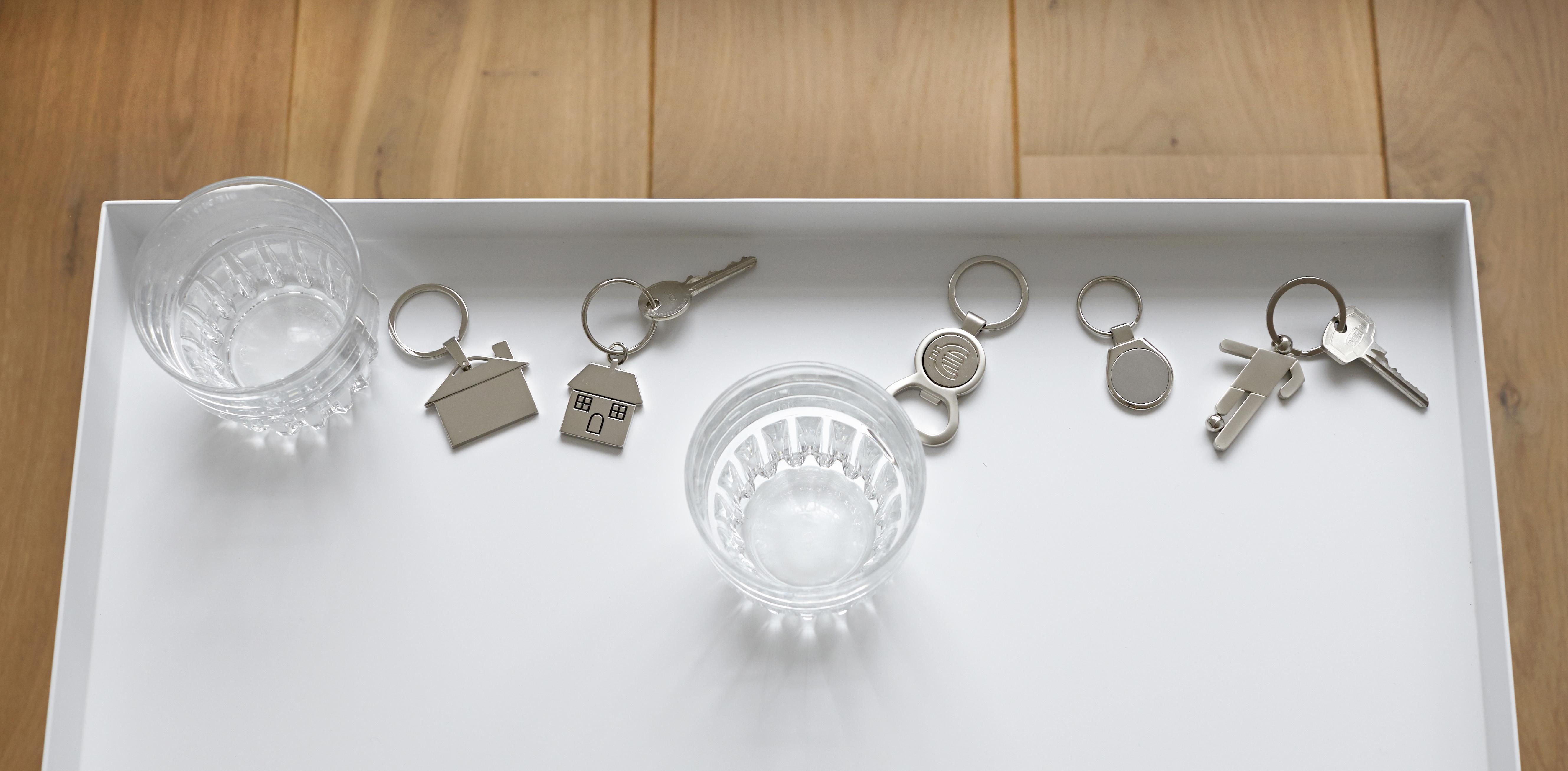 Llavero y abridor de metal Soren