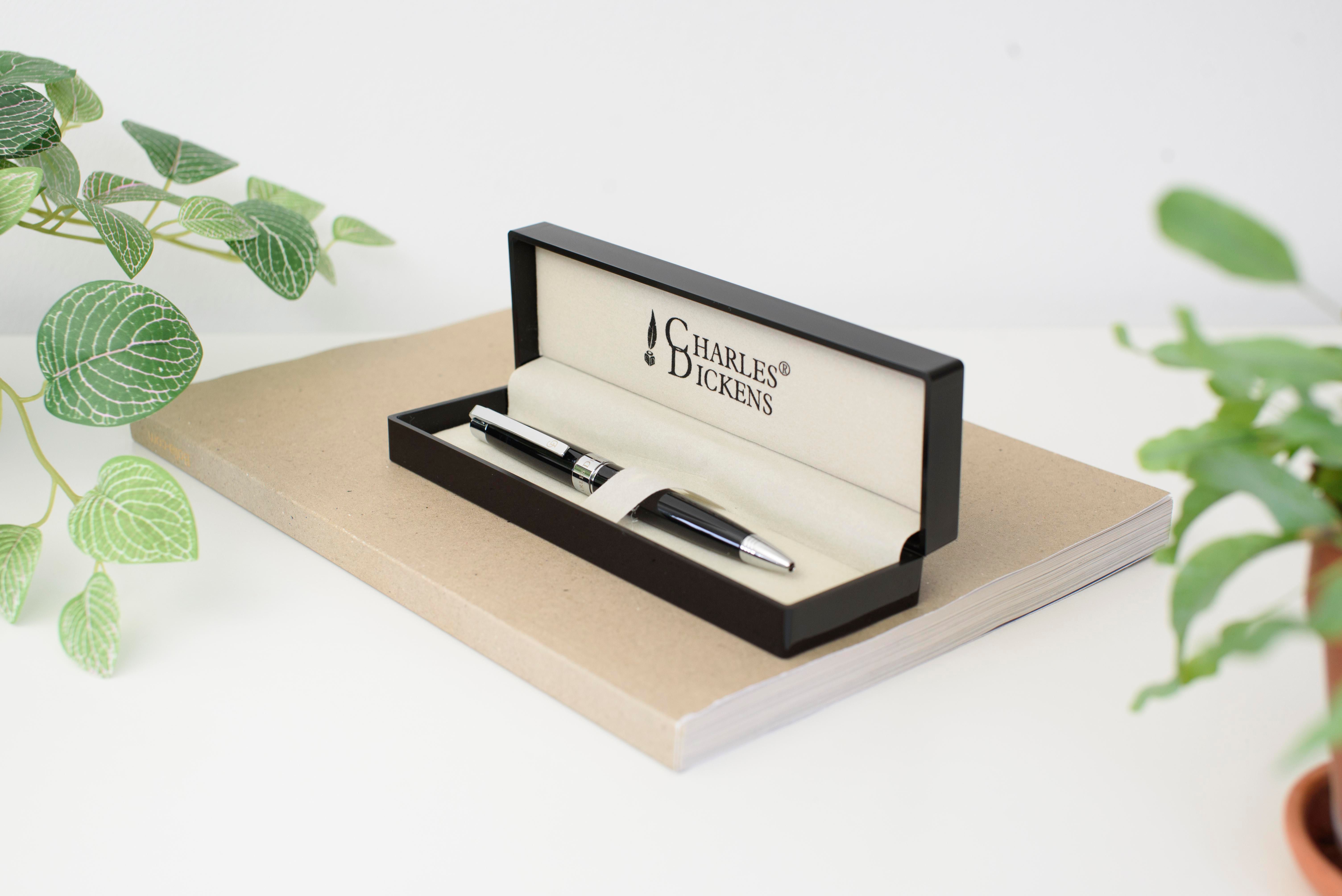 Bolígrafo Charles Dickens® de metal Lena