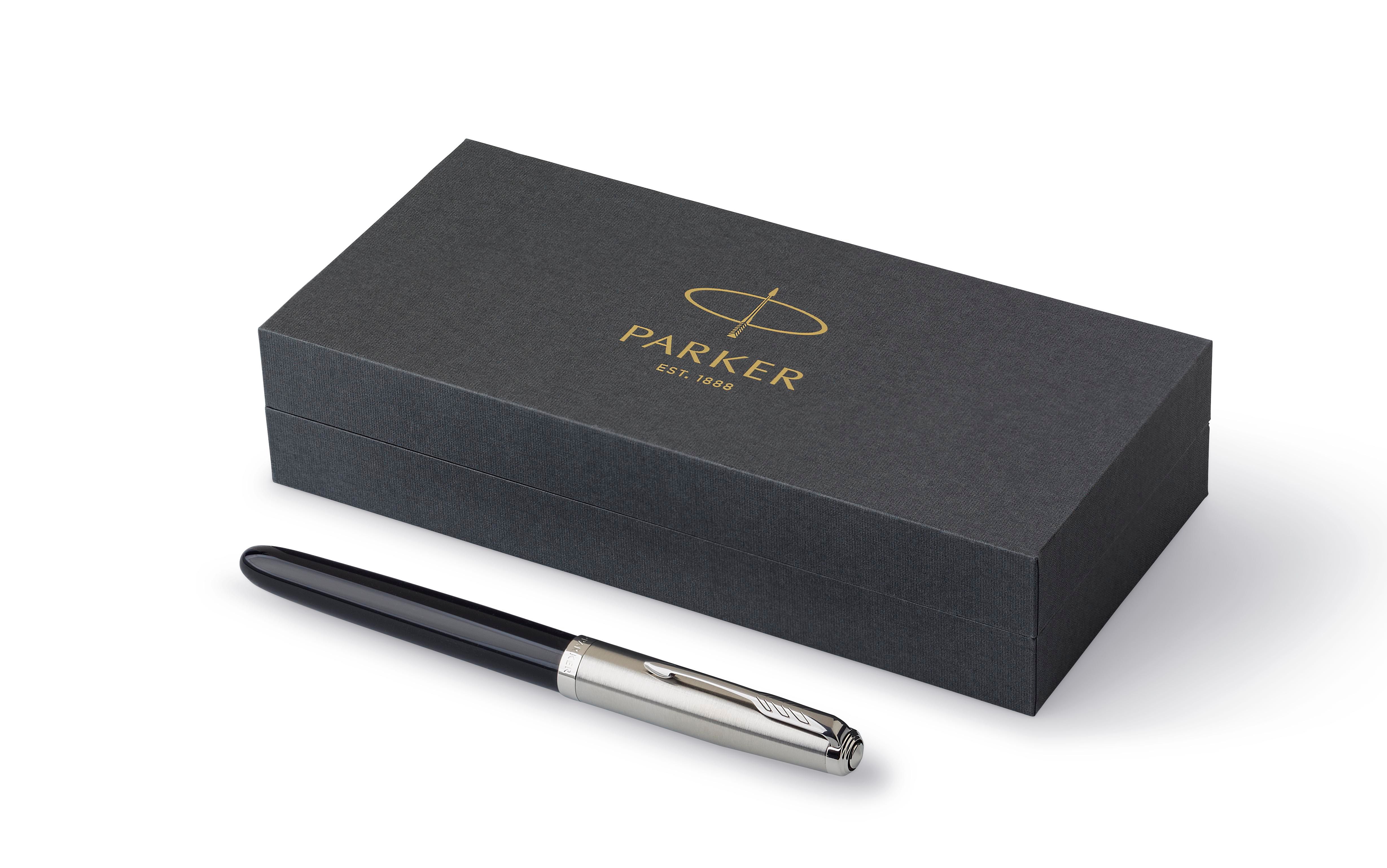 Pluma Parker 51