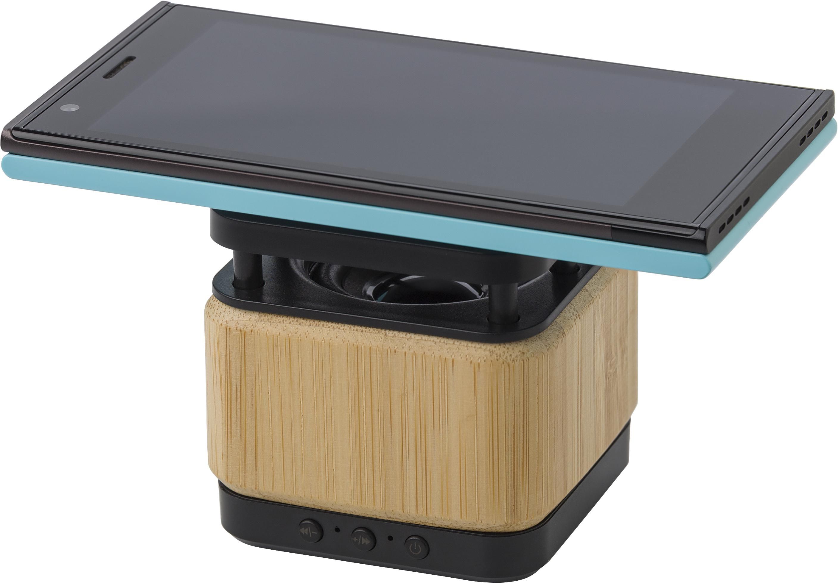 Altavoz inalámbrico y cargador de bambú Nova