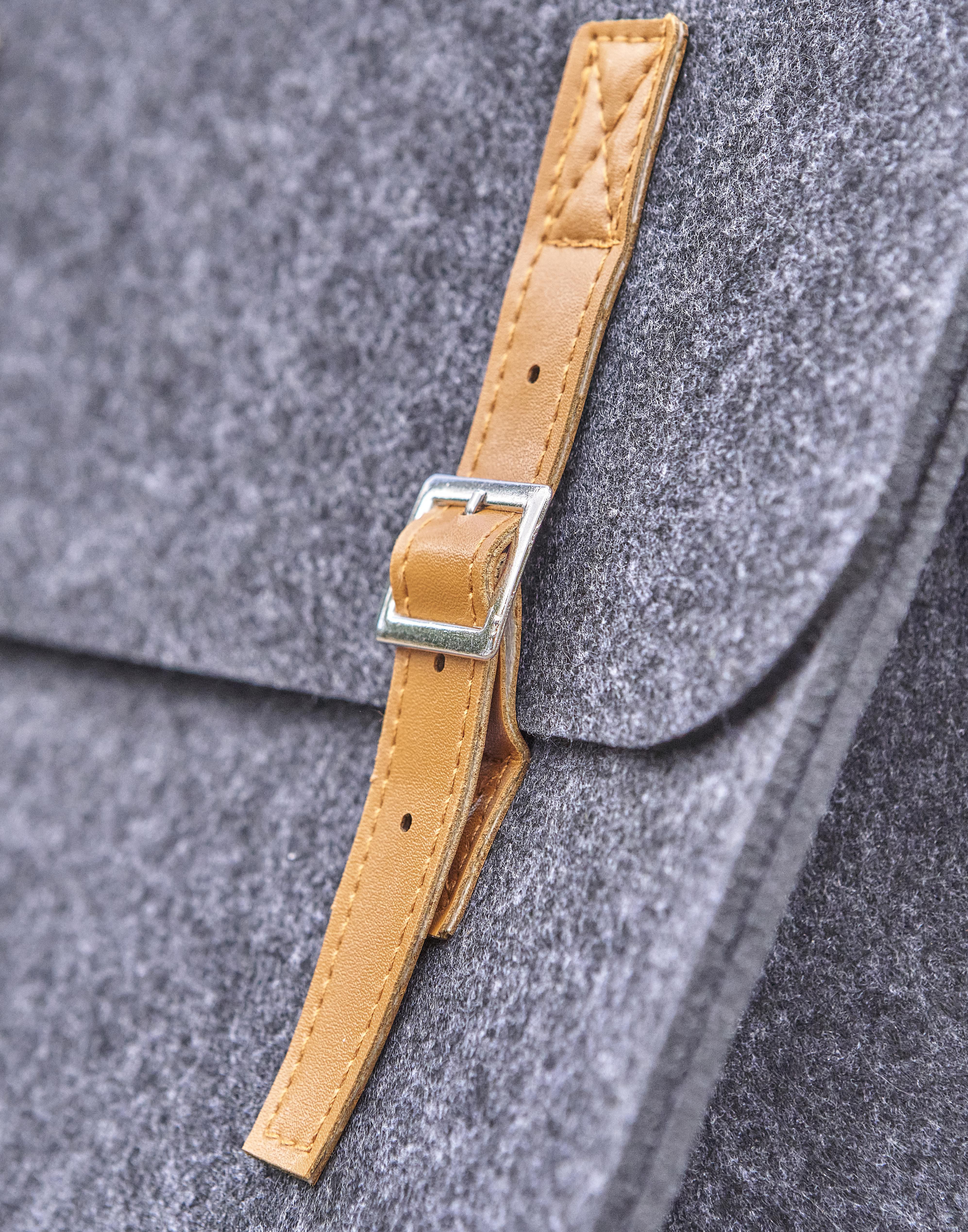 Portadocumentos de fieltro rPET Amelia